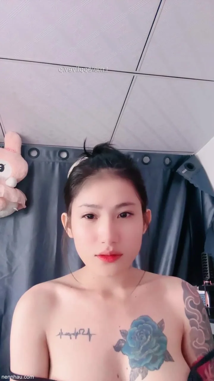 Đỉnh của chóp Tưởng em Bảo Trân nghỉ live hóa ra em vẫn bán hột le