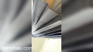 Quay lén dưới váy siêu gần mông cô cực đẹp cực nứng