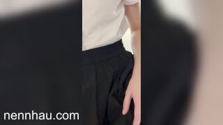 Xuất tinh đầy lồn em văn phòng trong giờ nghỉ trưa cực nứng