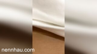 Nghịch vú và tuột quần cô bạn thân đỉnh của đỉnh