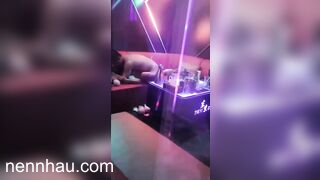 Full clip bú lồn địt e KTV đg hot trg quán,bằng chứng cho vc đi KTV có đc đụ k nhé #3 xem ngay