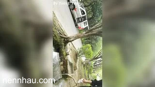 Dâm nữ vú bự khỏa thân đi dạo show hàng trc mặt a cảnh sát đô thị full HD không che