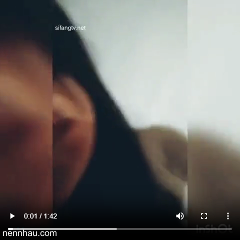 Em họ đã trốn vào nhà tắm anh còn bắt em bú cu cực nứng