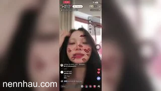 Elina Nhật Hạ Hot, Trả kèo Tiktok Show Vú Trong gương trên live cực nứng