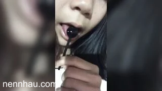 Phần 2 :Anh Thư 2k10 Call Thủ Dâm Với Cây Lược Móc Lồn Sướng Rên Rỉ Chảy Nhớt Lồn mới nhất hôm nay