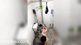Đỉnh của đỉnh Thanh niên gan thật vào tận phòng quay lén bà chị hay cởi chuồng