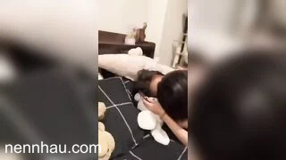 Đỉnh của chóp Đang chơi liên quân cũng không yên với em gái 2k10 cứ bắt anh họ dừng game để đụ.