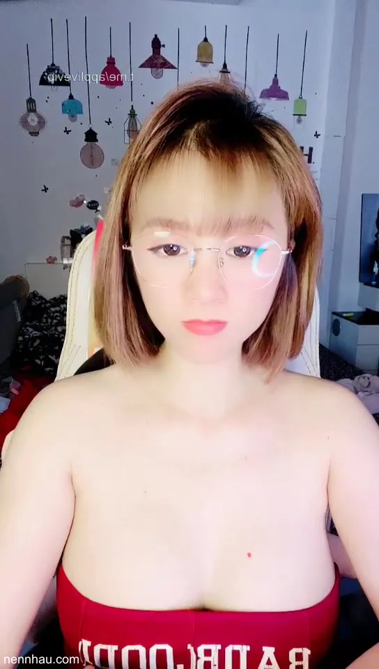 Xem ngay Hai quả dưa to chà bá nhưng là pha ke