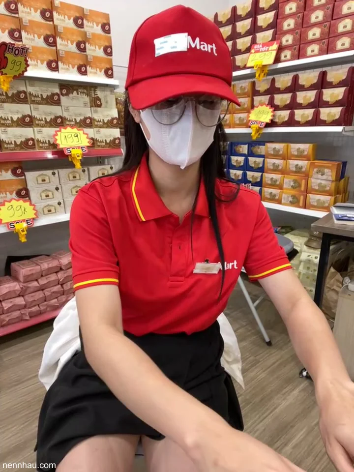 Cực hot Siêu thị này bán bánh bao thì phải