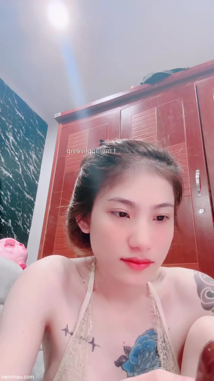 Cực đỉnh Ve sầu Bảo Trân thoát xác live tâm sự đêm khuya