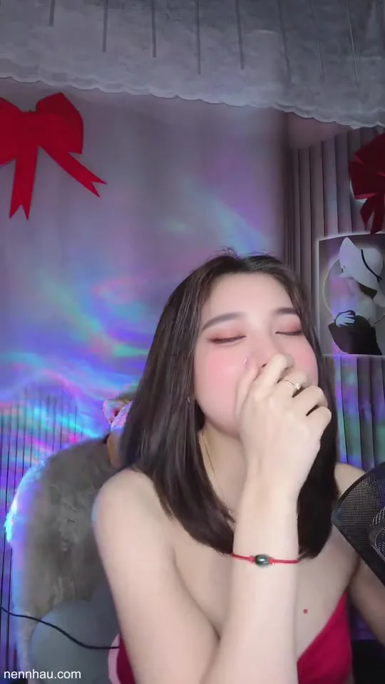 Sam Lép nhưng nhìn vòng 1 vẫn căng đét chất lượng cao