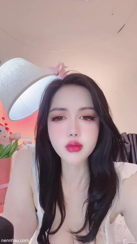 Cực đỉnh Thu bơ vơ cần anh trai mưa gió tâm sự đêm khuya