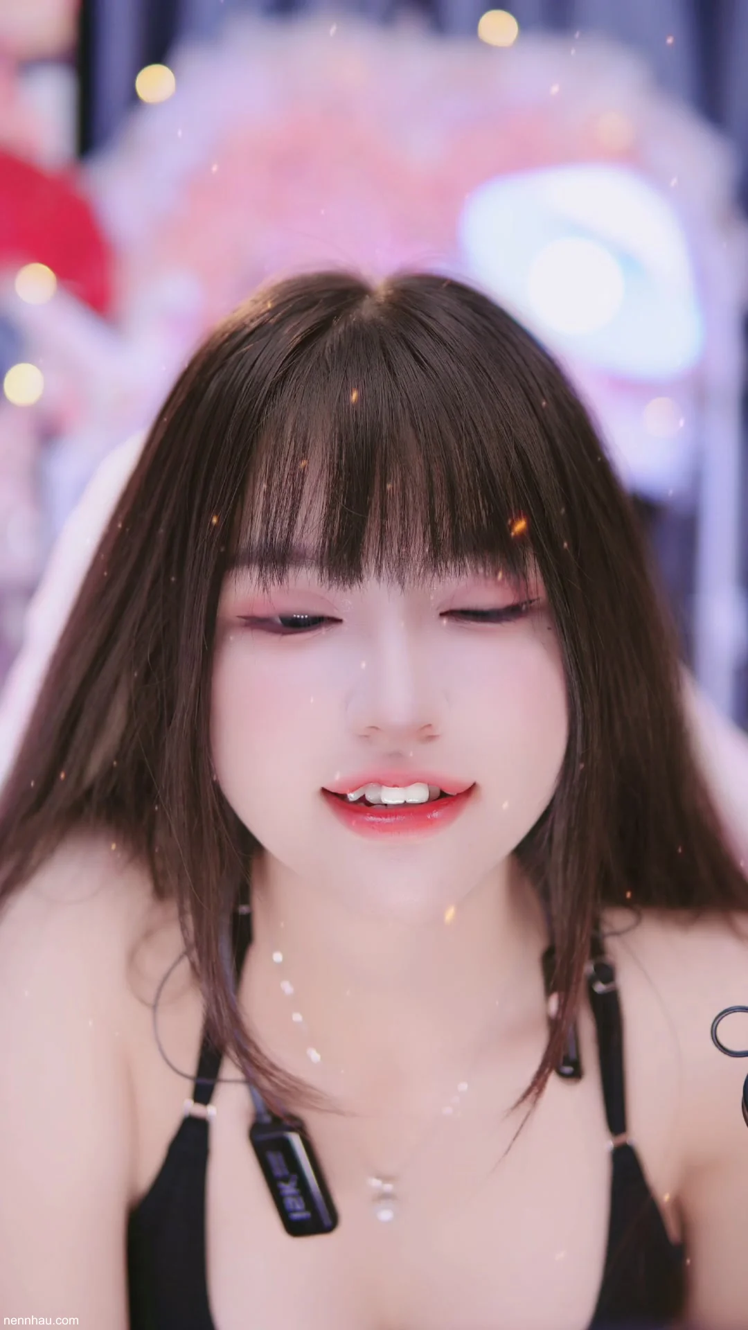 Sóc xinh yêu( TikTok_dieucute0507) live Bigo hót hòn họt full HD không che