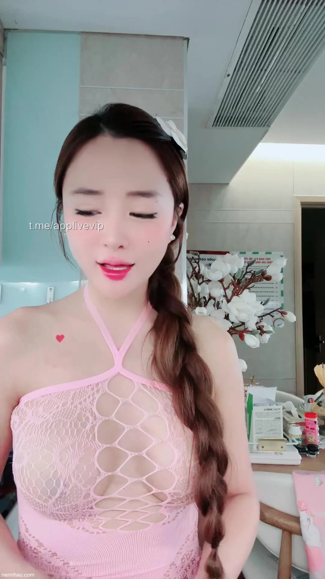 Đỉnh cao Em Gymmer đang chậm kinh, các anh lại cứ thích chọc em