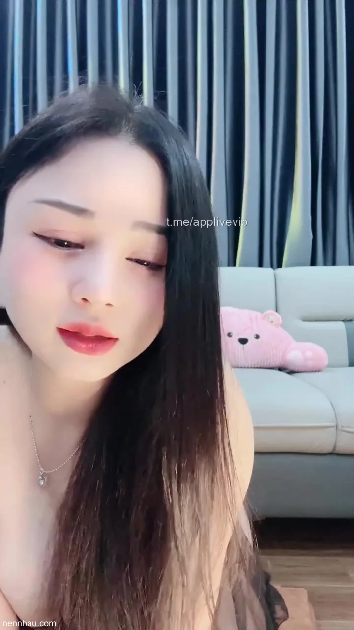 Dâm thủ Linh Nhi trả kèo 1 lít show full body cực kỳ chất lượng