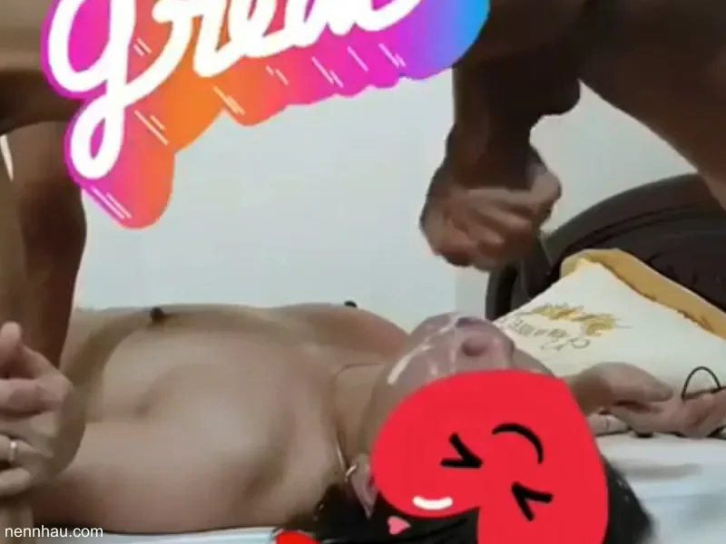 69 rồi xuất hết lên mặt em nóng bỏng