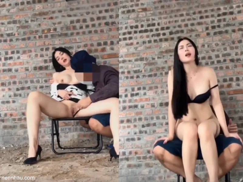 Không thể bỏ lỡ Cảm giác lạ khi được người lạ doggy trong nhà hoang