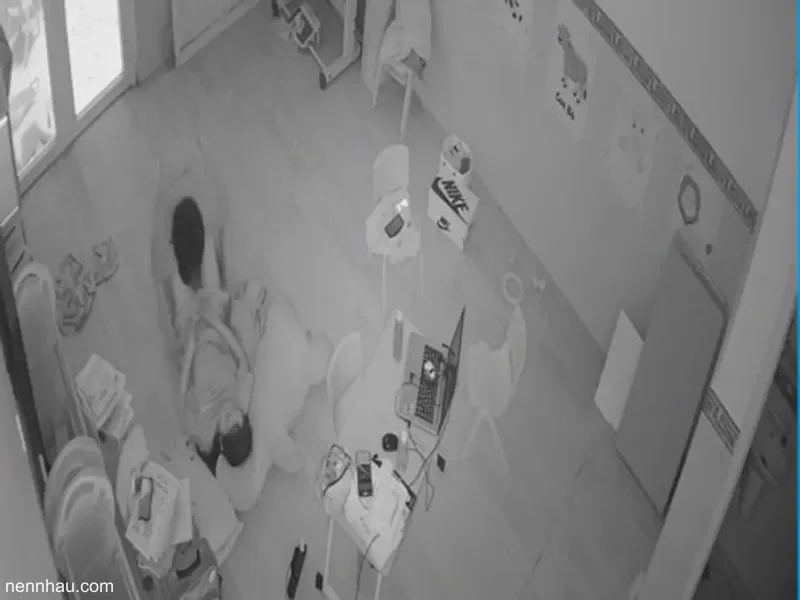 Mới nhất Lộ clip làm tình cùng bạn gái tại phòng khách
