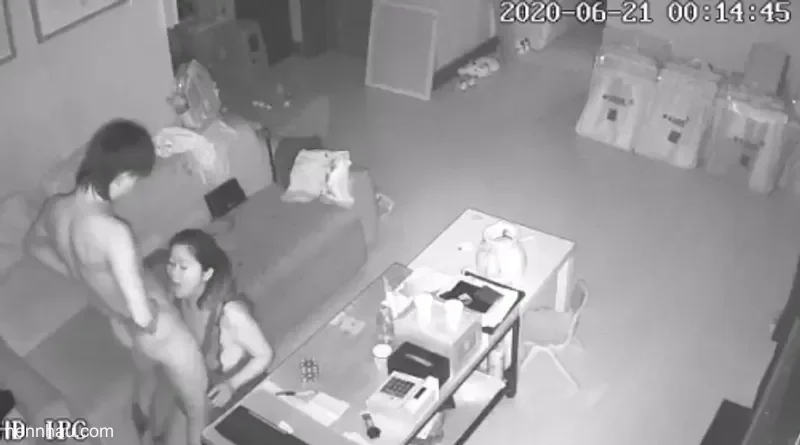 Quay lén 2 bạn trẻ tại nhà riêng cực hot