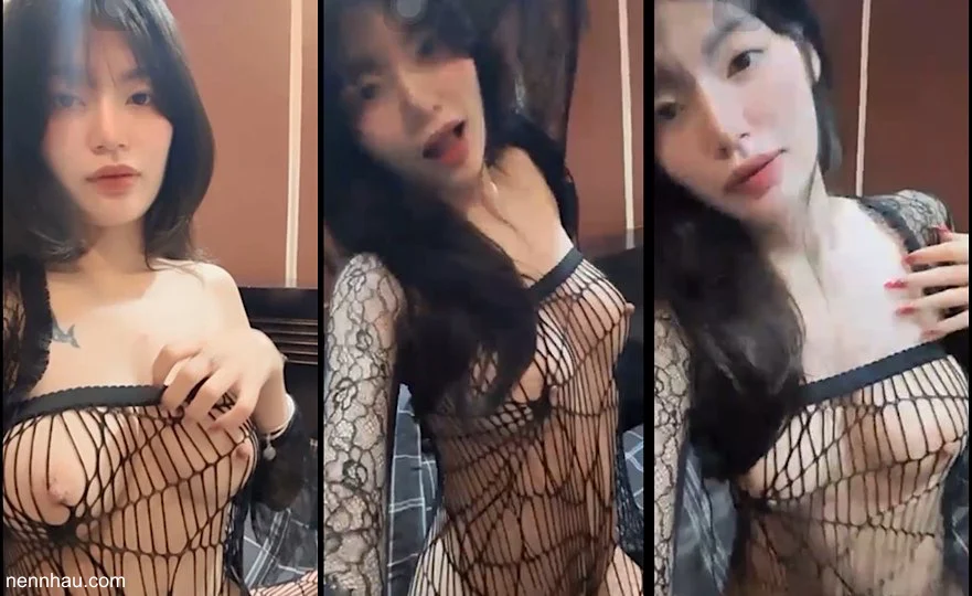 [Hot] Hồng Nguyên 2k4 mặt xinh body căng đét chát sết với ny lộ clip show vú bím body nét nèn nẹt Part 2 cực ngon