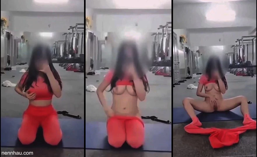 Xem ngay GenZ nứng bím public siêu bạo . Cỡi đồ thủ dâm ngay tại phòng gym lúc cuối giờ . Đang móc có anh 6 múi nào vào thì xác định
