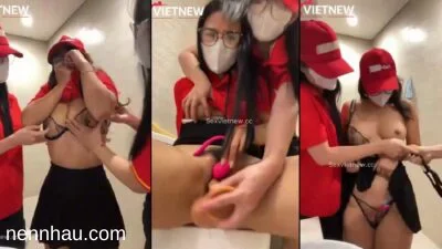 Chất lượng cao 3 Em nhân viên lén thủ dâm trong toilet quán