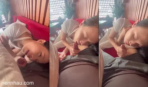 Ở quán cà phê mà em bú cu tự nhiên như ở nhà biết anh quay phim còn cười cực đỉnh