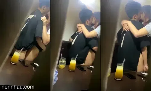 Đỉnh của đỉnh Tuổi mới lớn đi cà phê mà các em cởi đồ chịch luôn trong phòng
