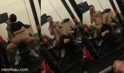 Anh PT chịch em gái gymer ngay tại phòng tập cực ngon