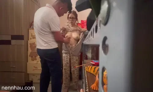 Chú thấy của con rồi vào chú kiểm tra cho cực ngon