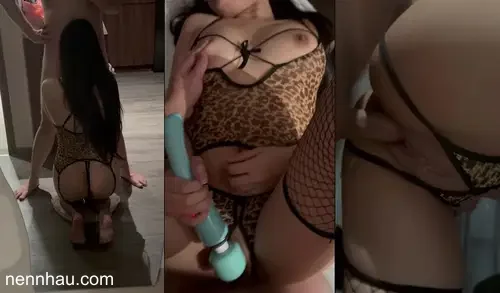Siêu nứng Bướm em múp quá chim anh không đủ chịch phải dùng kèm thêm 2 cái sextoy nữa