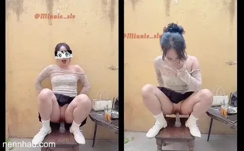 Rủ đi uống cà phê mà em mang cả đồ chơi ra nghịch giữa quán thế này cực ngon