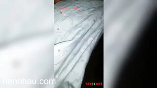 Trời lạnh rồi, t vs m chùm chăn r djt nhau cho ấm nhé nóng bỏng