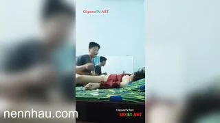 Con bạn thân nứng lồn thủ dâm nên nhờ thh bạn quay video djt nhau sướng vl nóng bỏng
