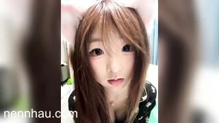 Siêu phẩm Em học sinh loli vú to hang non thủ dâm