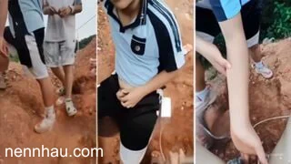 Bà cô nứng lồn gạ chịch mấy em nam học sinh quan hệ tình dục nóng bỏng