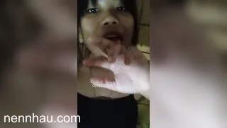 Bom tấn Báo cáo đồng râm em đi đái sẵn show lồn