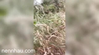 Siêu ngon Rủ em người yêu dâm đãng lên núi không người đit nhau