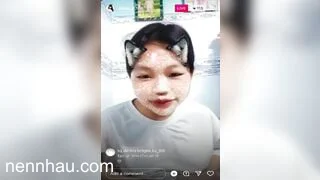 Đỉnh của đỉnh Có ai có video cũ nào của cô ấy không?