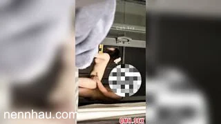 Cực hot Đưa e ra ban công hóng gió
