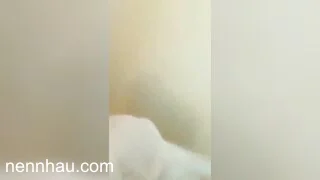 Đỉnh cao 2 ông bạn thân rủ nhau book máy bay vào nhà nghỉ threesome
