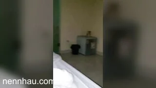 Full HD Con em gái qua chơi bảo nó sục cặc giùm cho và cái kết
