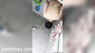 Mới nhất lén quay bé hàng xóm 2k8 tắm trông em nó ngon quá -phần 2