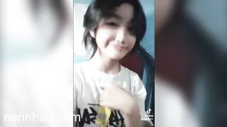 Gái mới lớn lớp 10 học đòi bị thanh niên lựa quay video thủ dâm cực nét cực hot