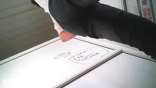 Siêu nứng quen lén nhà vệ sinh công cộng toàn mấy em xinh tươi ngon vcl - phần 15