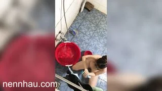 Quay lén e gái tắm mới nhất hôm nay