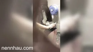 siêu phẩm quay lén nhà vệ sinh nữ toàn gái xinh vcl - phần 18 siêu phẩm