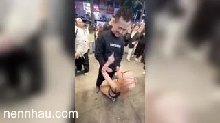 Chịu luôn rồi cỡ này thì k còn từ gì để nói,bú cu public giữa đám đông luôn mà cực phẩm