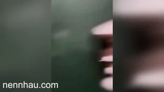 lúc địt không cho quay thì đi tắm anh quay trộm vậy người yêu 2k6 cực hot