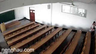 2 em học sinh gan vl có cam mà vẫn lén lút địt nhau trong lớp quá dữ cực kỳ nóng